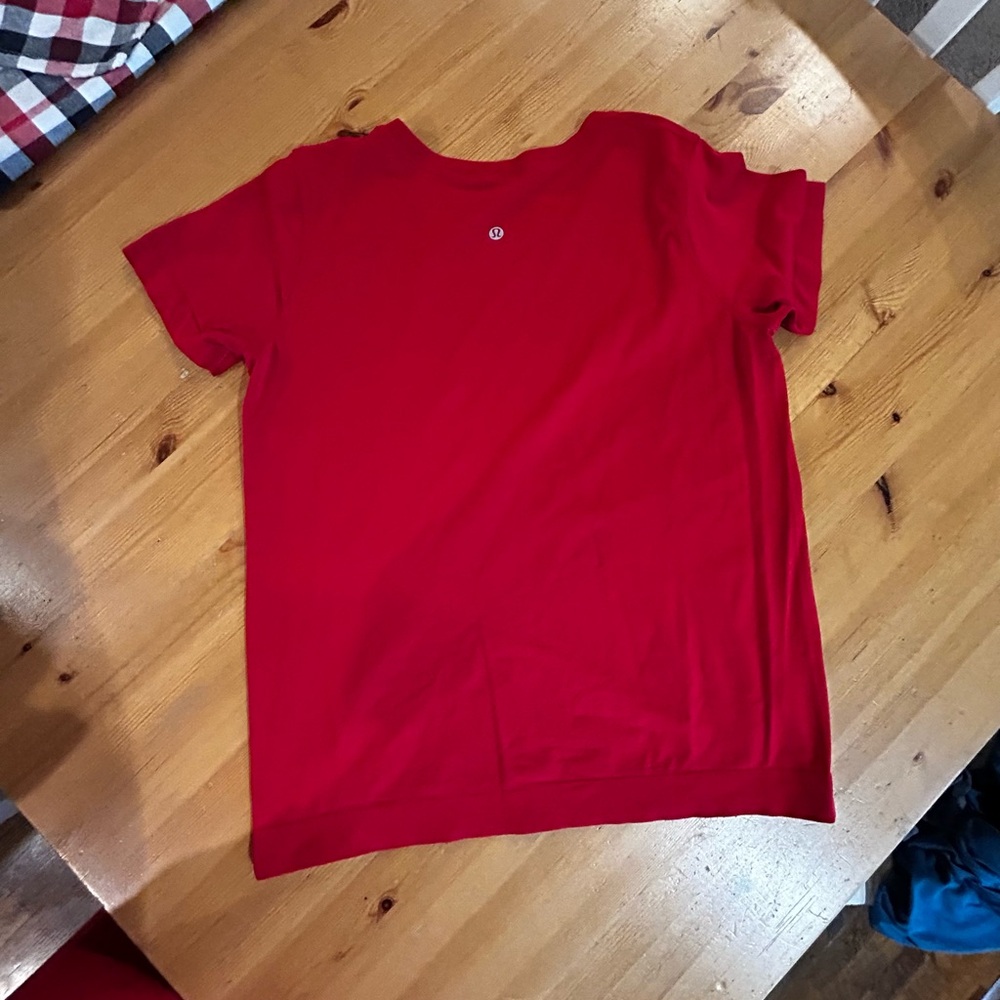 Lululemon Red T-Shirt